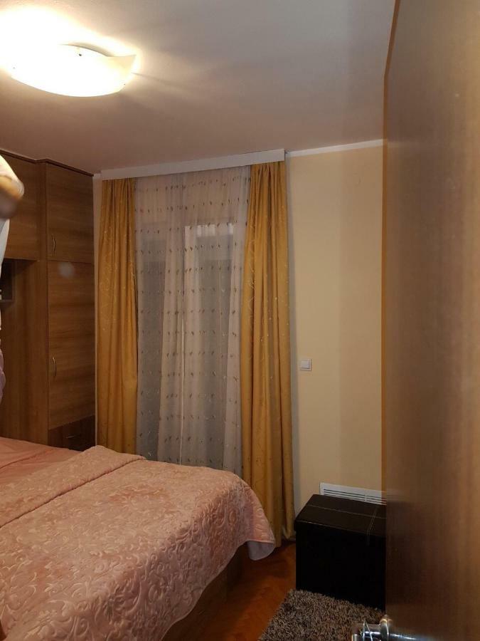 Apartman More Herceg Novi Buitenkant foto