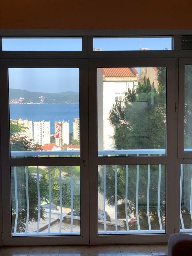 Apartman More Herceg Novi Buitenkant foto